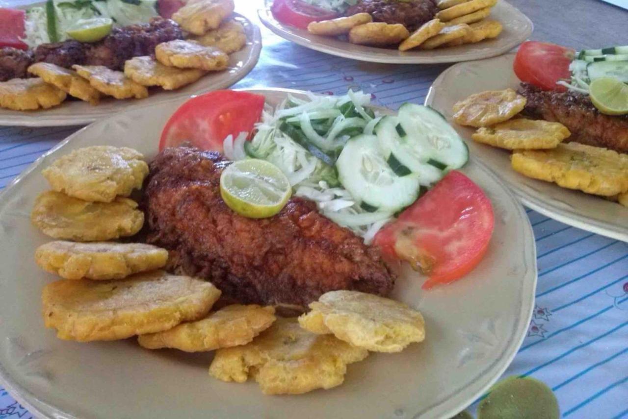 San Blas Islands - Private Cabin Over-The-Ocean Including Meals Mandinga Exterior photo